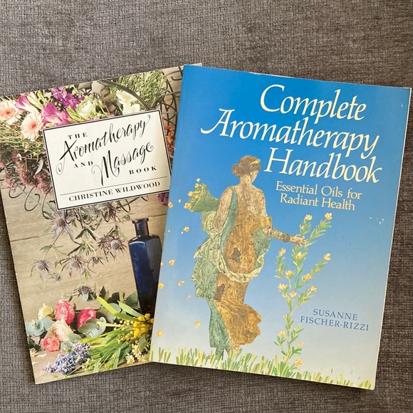 Aromatherapy books. - Picture 1 of 5